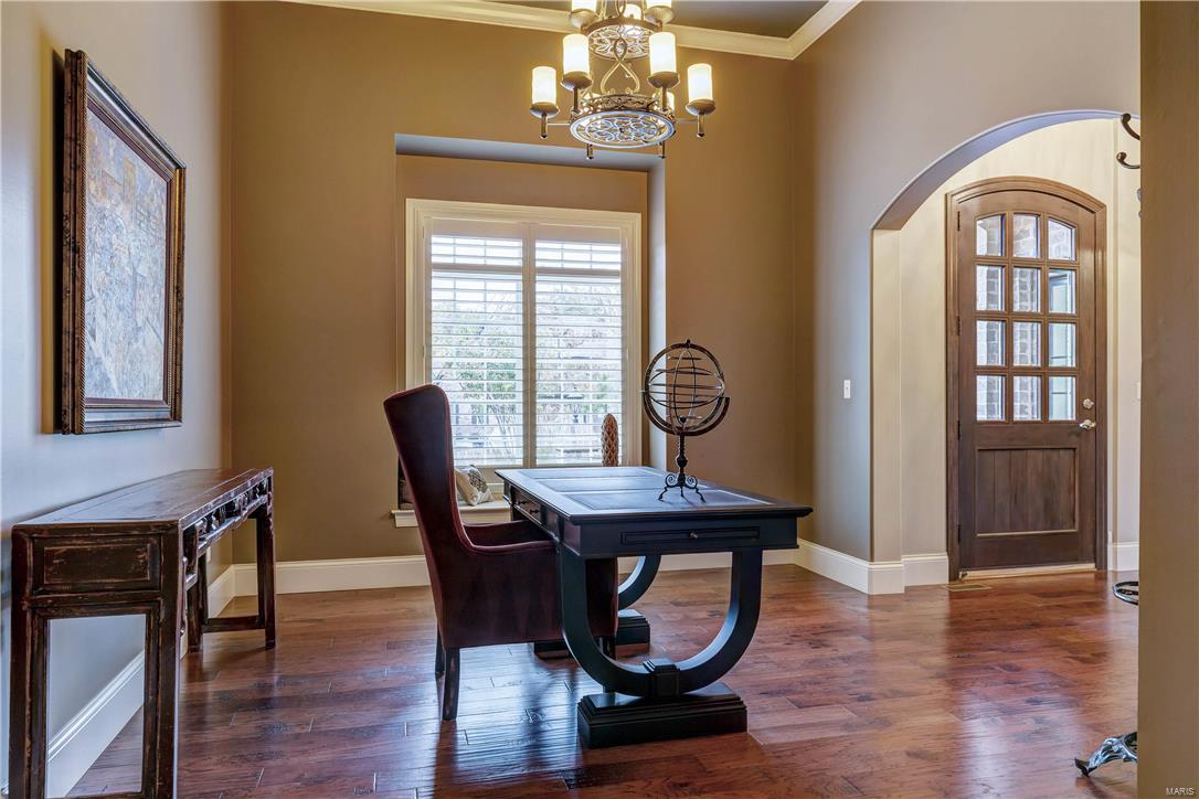 Ladue Court Villas - Residential