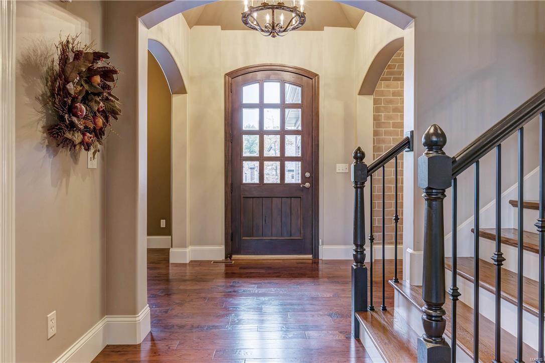 Ladue Court Villas - Residential