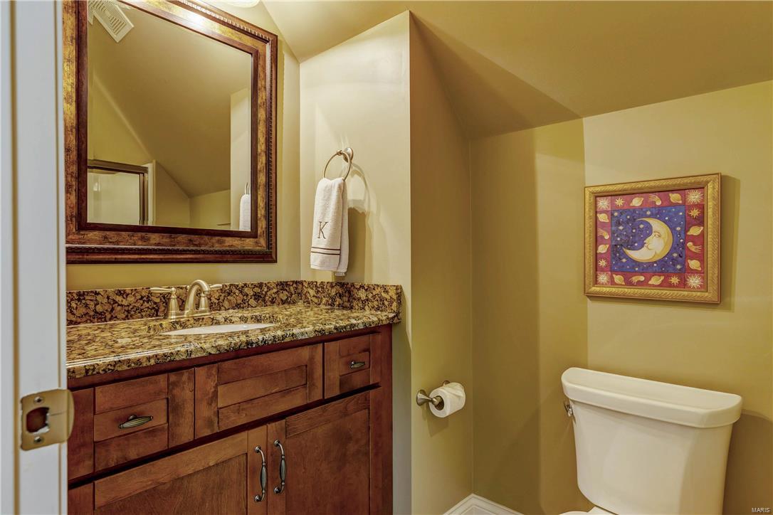 Ladue Court Villas - Residential