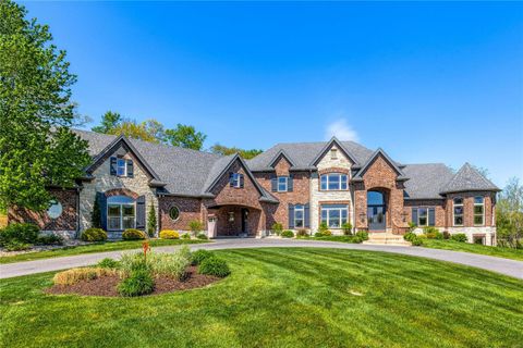 Photo of 9707 Avondale Hills Lane, Wentzville, MO 63385 (MLS # 24017615)
