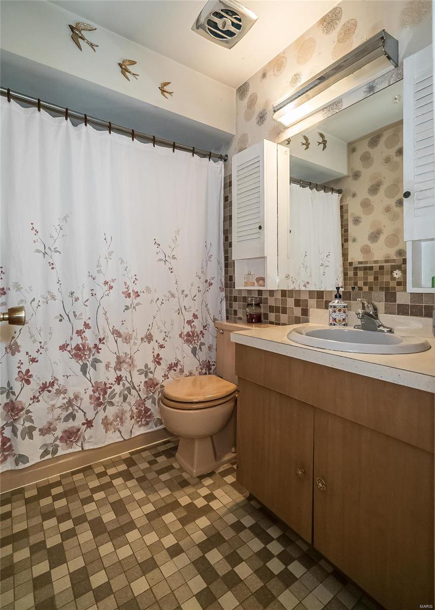 Hathaway Manor 22 - Residential