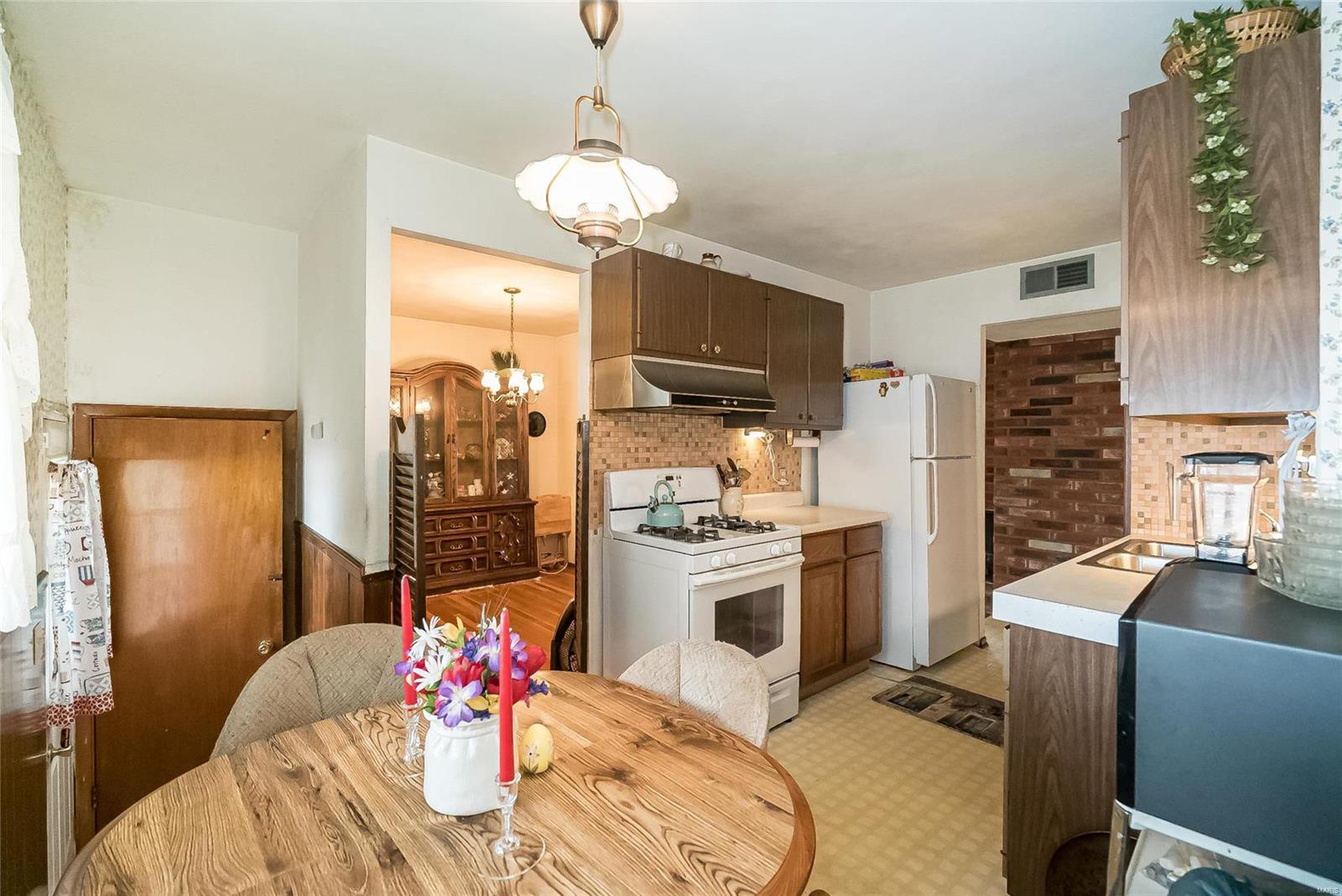 Hathaway Manor 22 - Residential