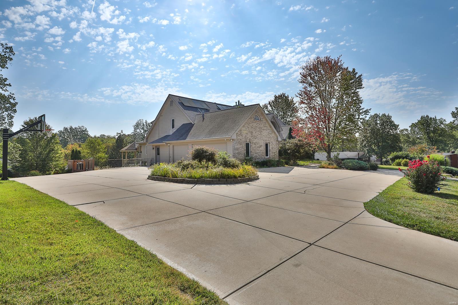 Runnymede 01 - Residential