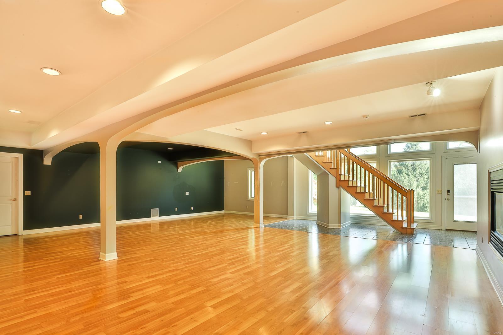 Runnymede 01 - Residential