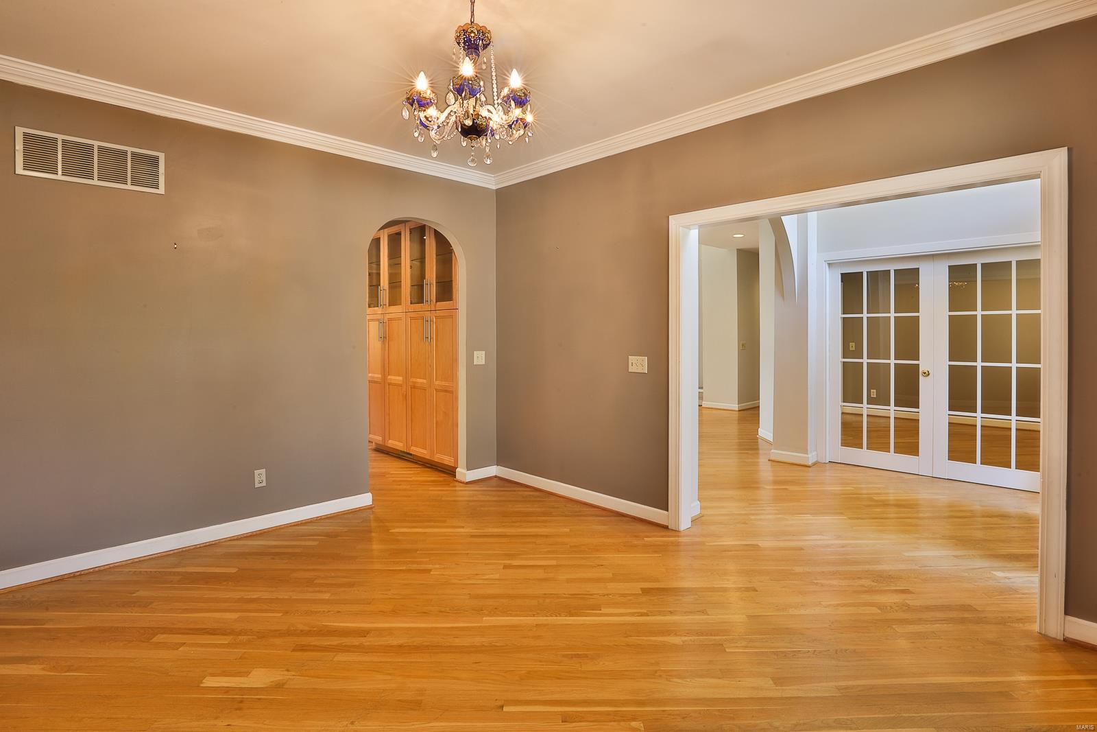 Runnymede 01 - Residential