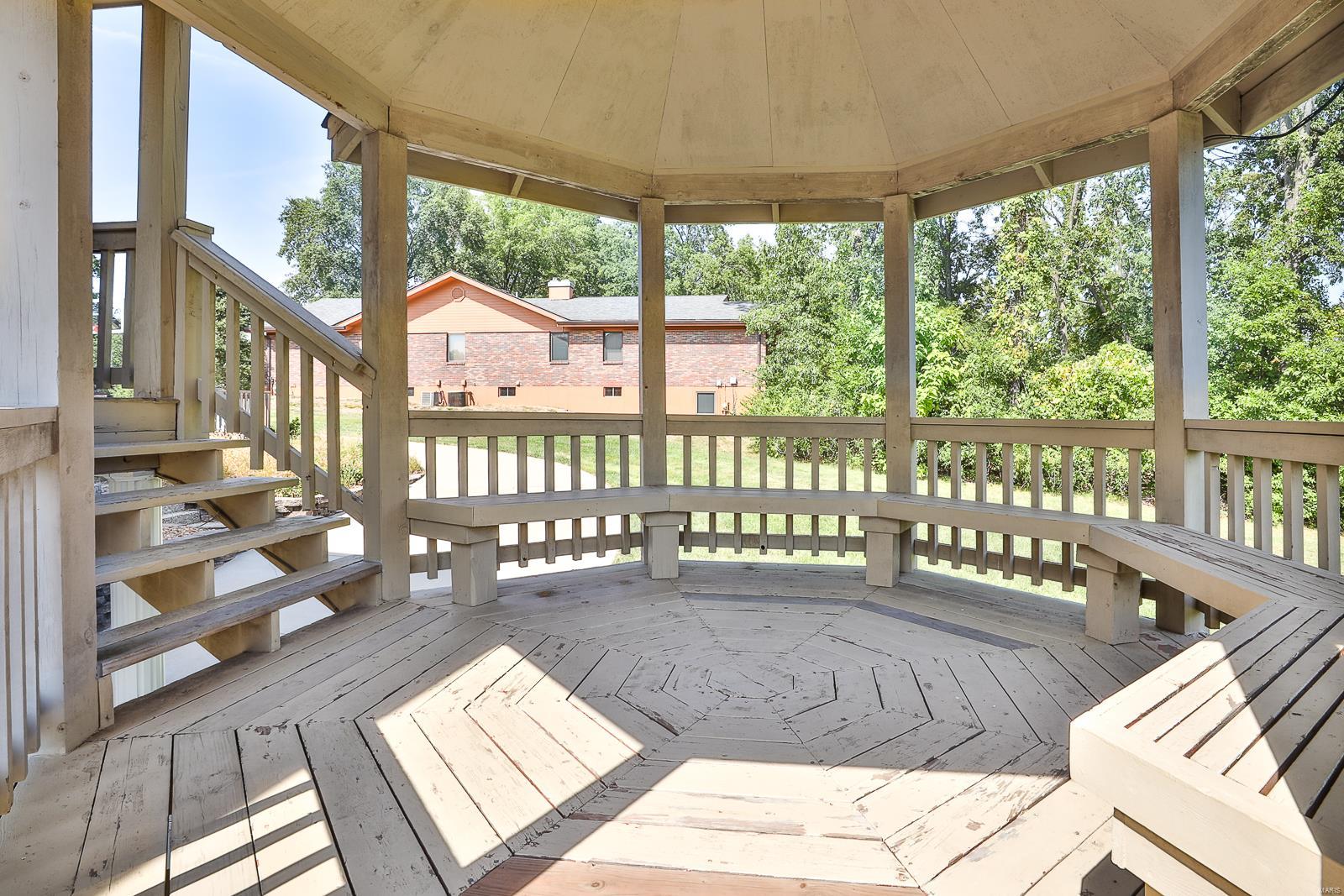 Runnymede 01 - Residential