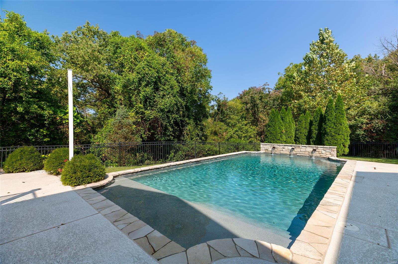 Oakville Woods - Residential