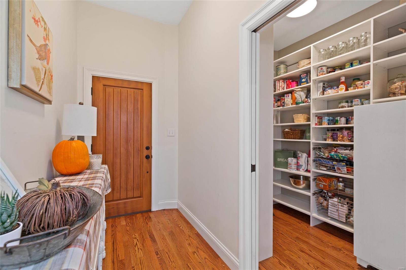 Oakville Woods - Residential