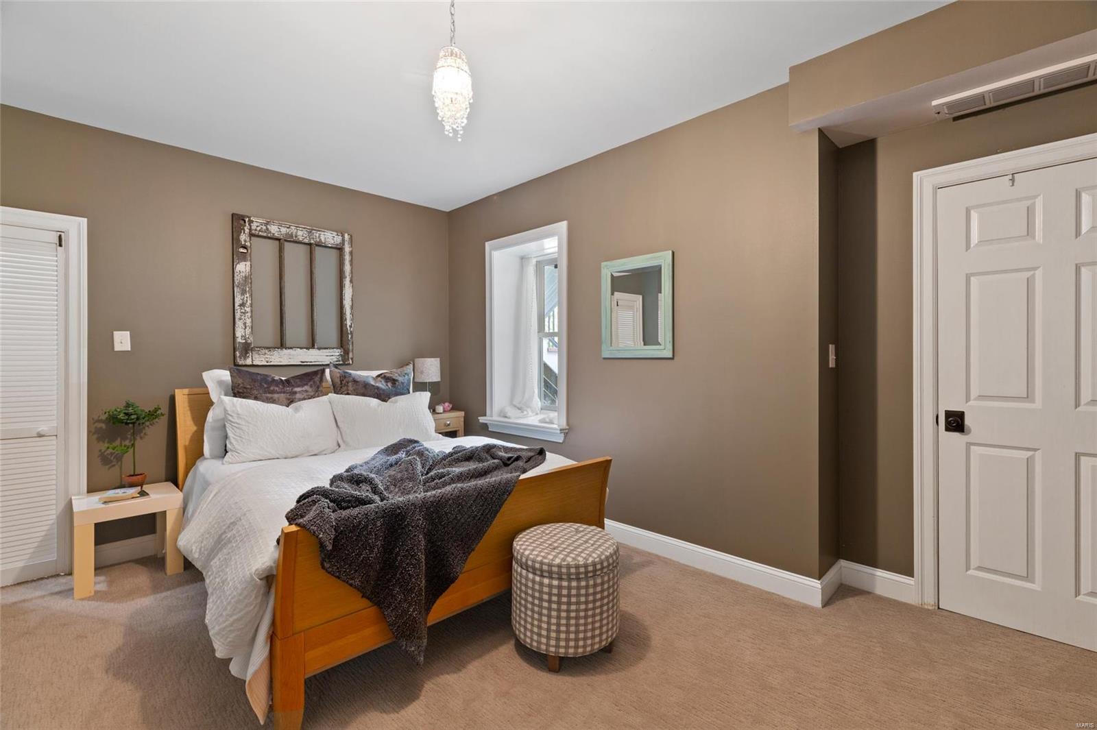 Oakville Woods - Residential