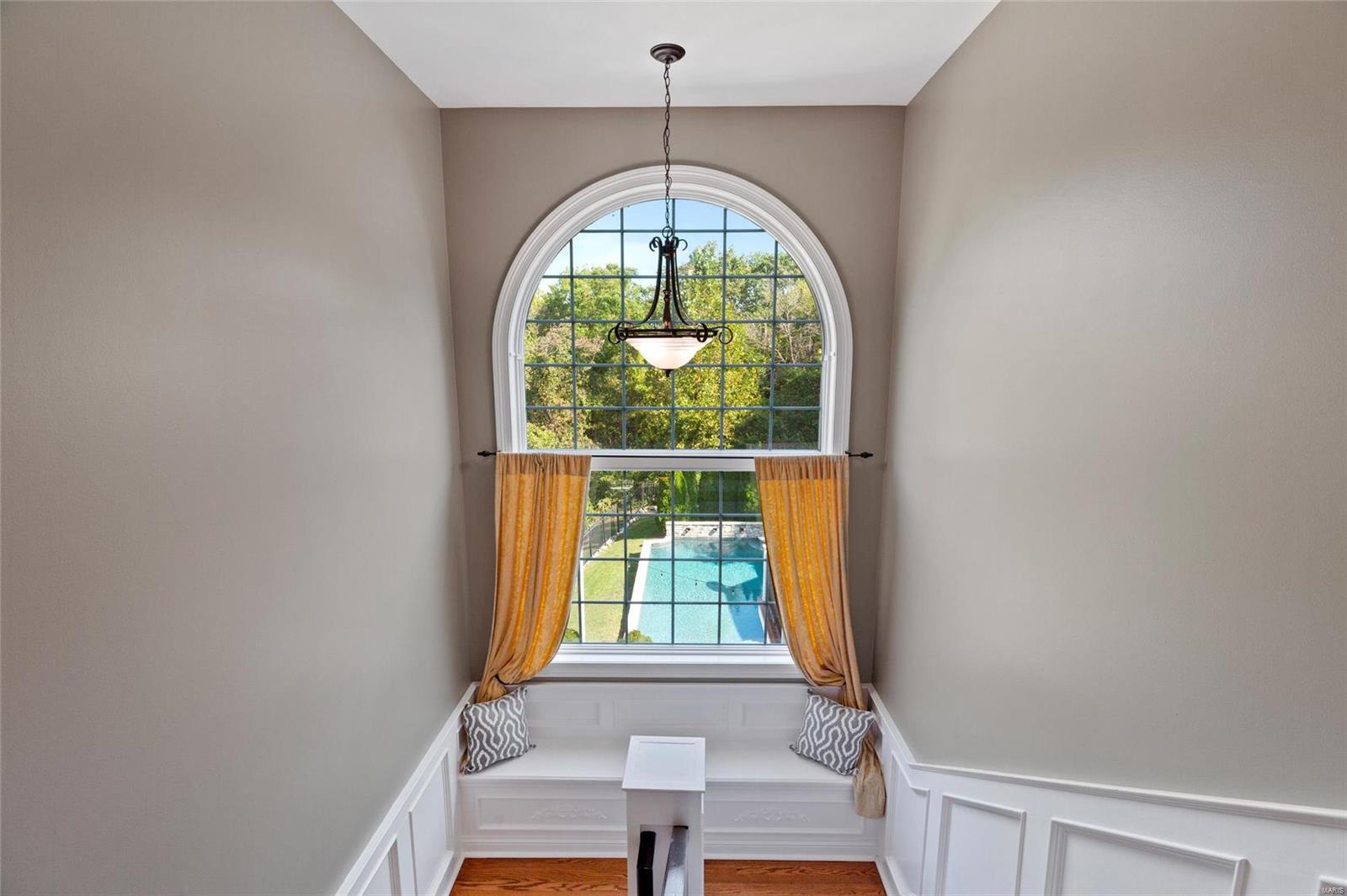 Oakville Woods - Residential