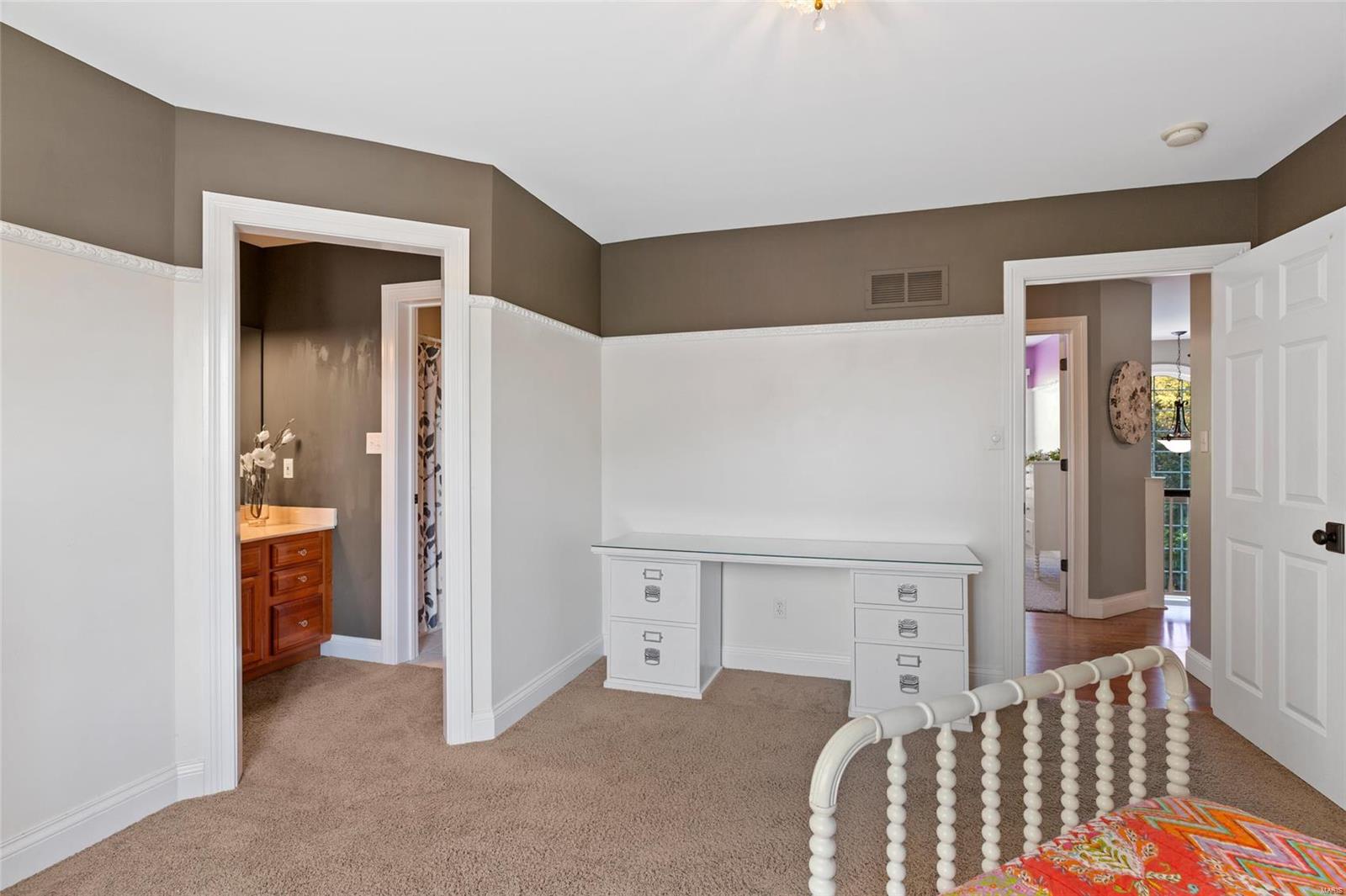 Oakville Woods - Residential