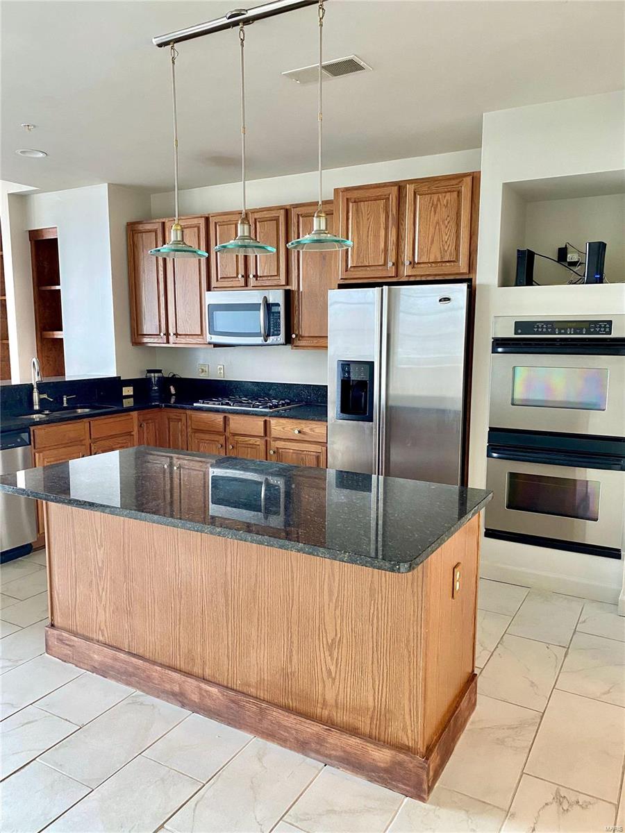 Edison Condominiums - Residential Lease