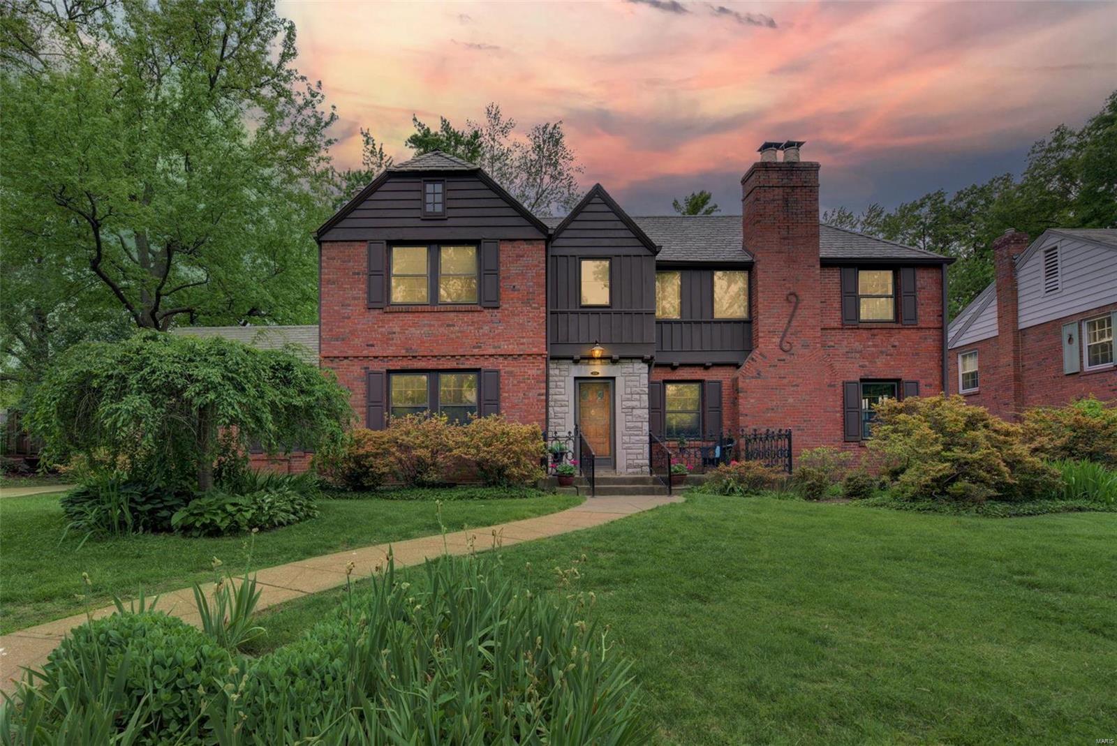 Davis Place - Residential