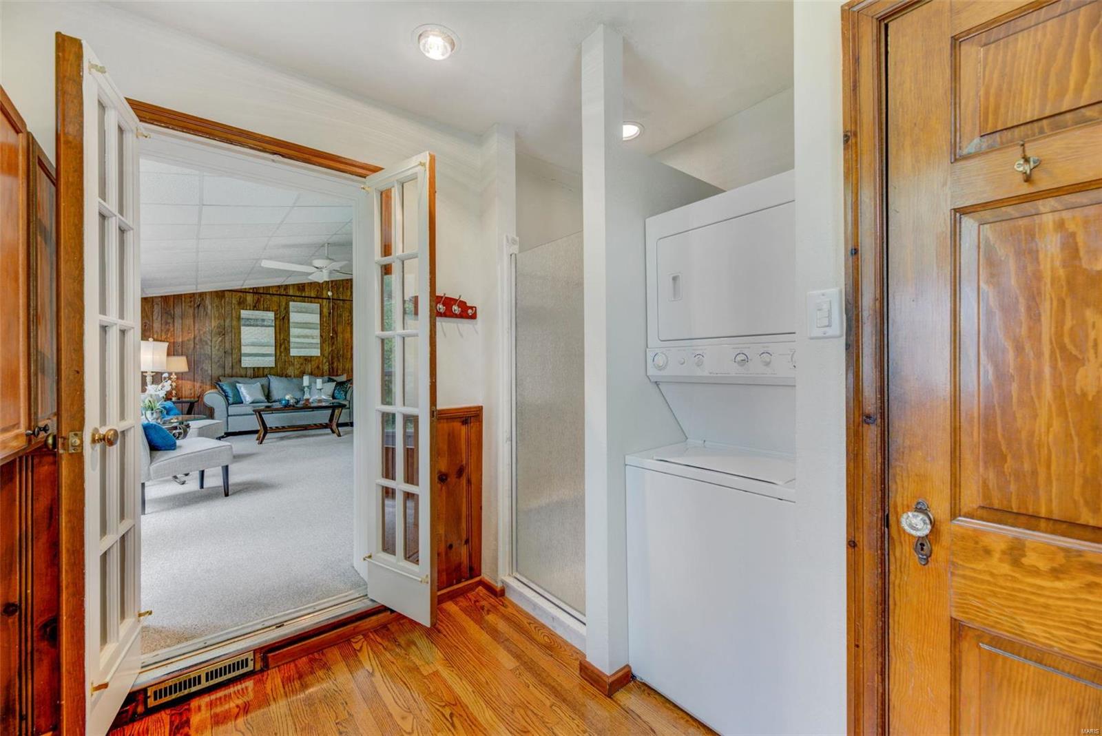 Davis Place - Residential