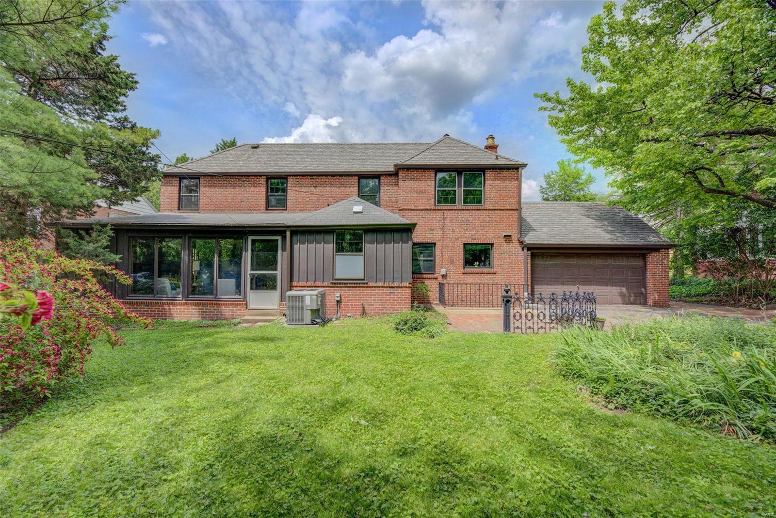 Davis Place - Residential