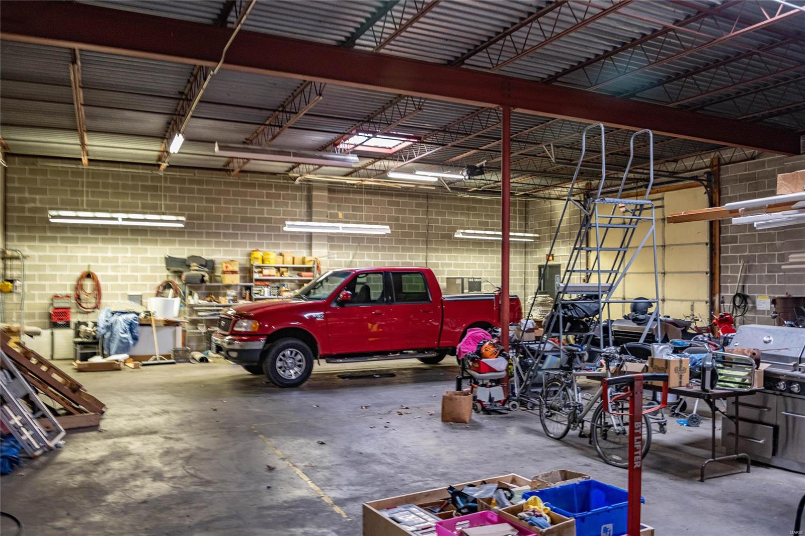 Tree Court Indust Park Sec 9 Resub - Commercial Sale