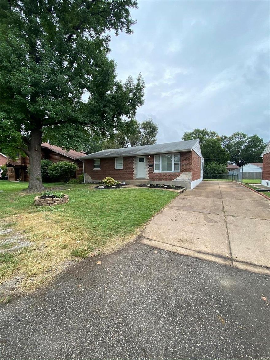 Quality abounds with this lovely 4 bed 3 bath ranch.  This home features updated kitchen and baths.  You'll love the bonus family room on the main level and the partially finished basement.  Don't let this opportunity to own pass you by, as this home will not last long! Schedule your showing today.