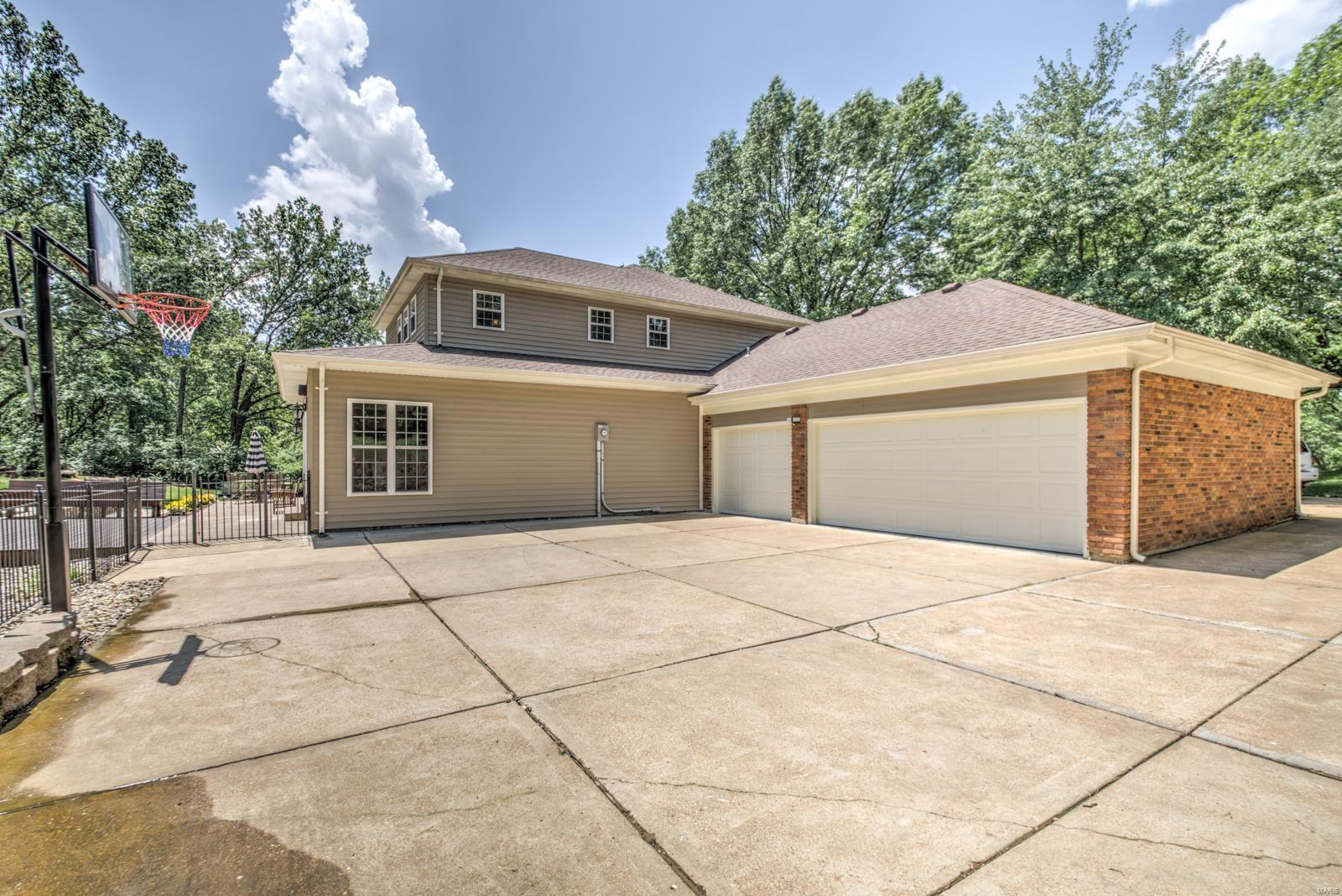 Huntington Farm 2 - Residential