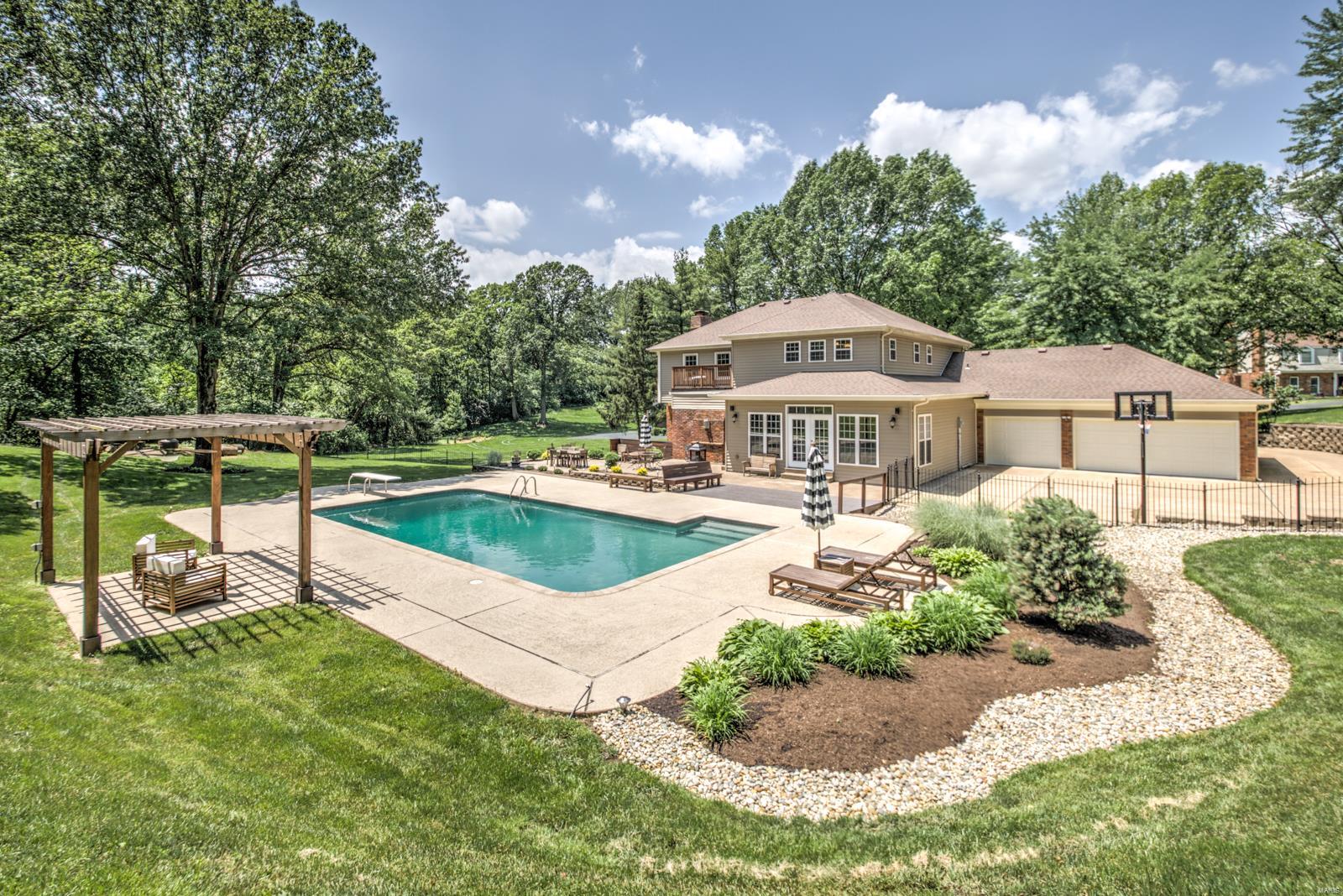 Huntington Farm 2 - Residential