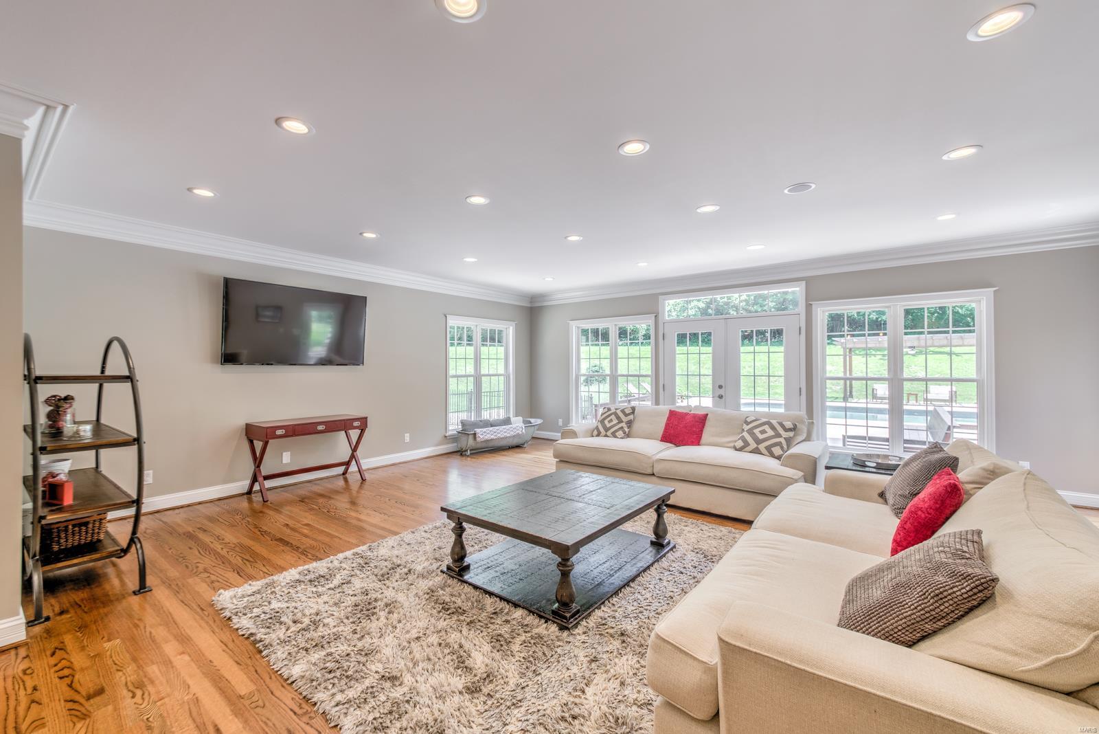 Huntington Farm 2 - Residential