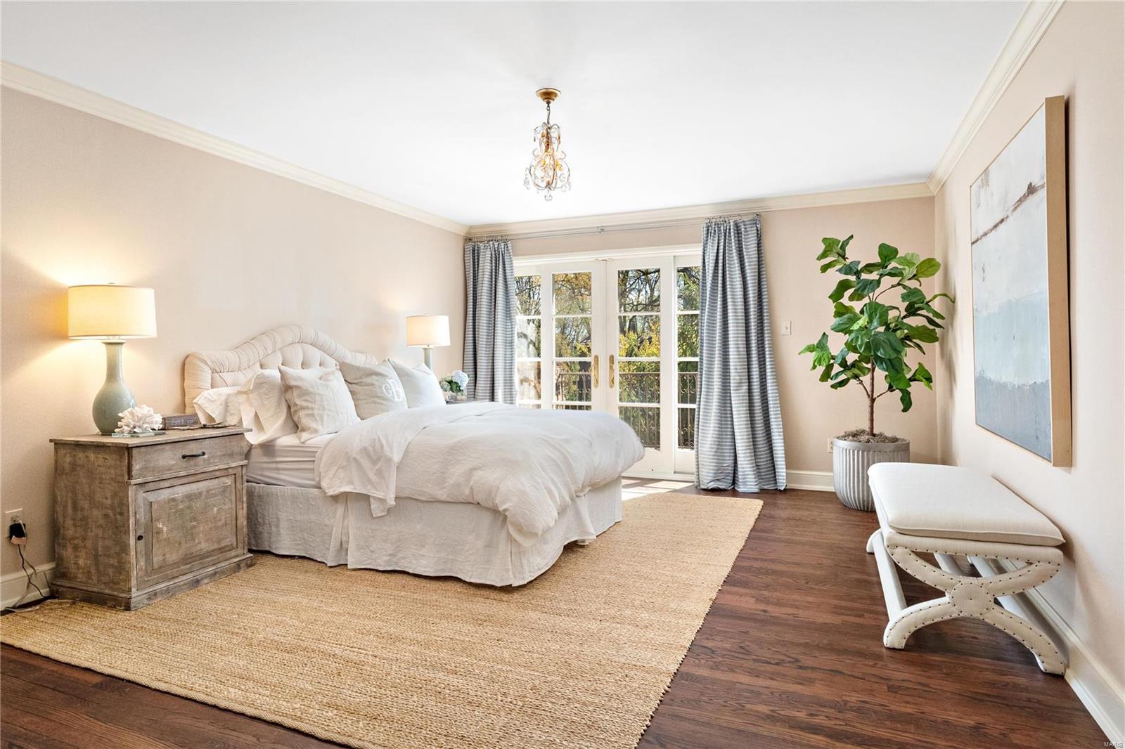 Warson Corner - Residential