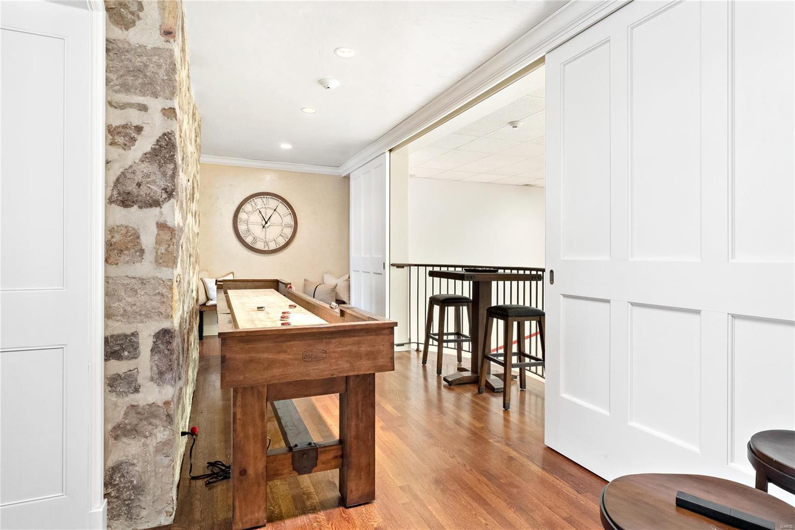 Warson Corner - Residential