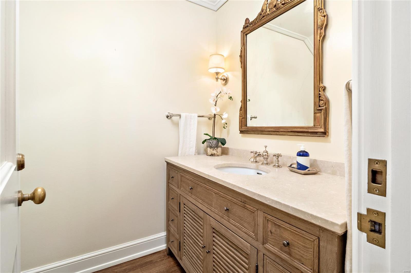 Warson Corner - Residential