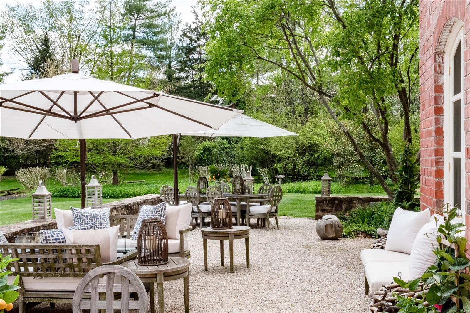 Warson Corner - Residential