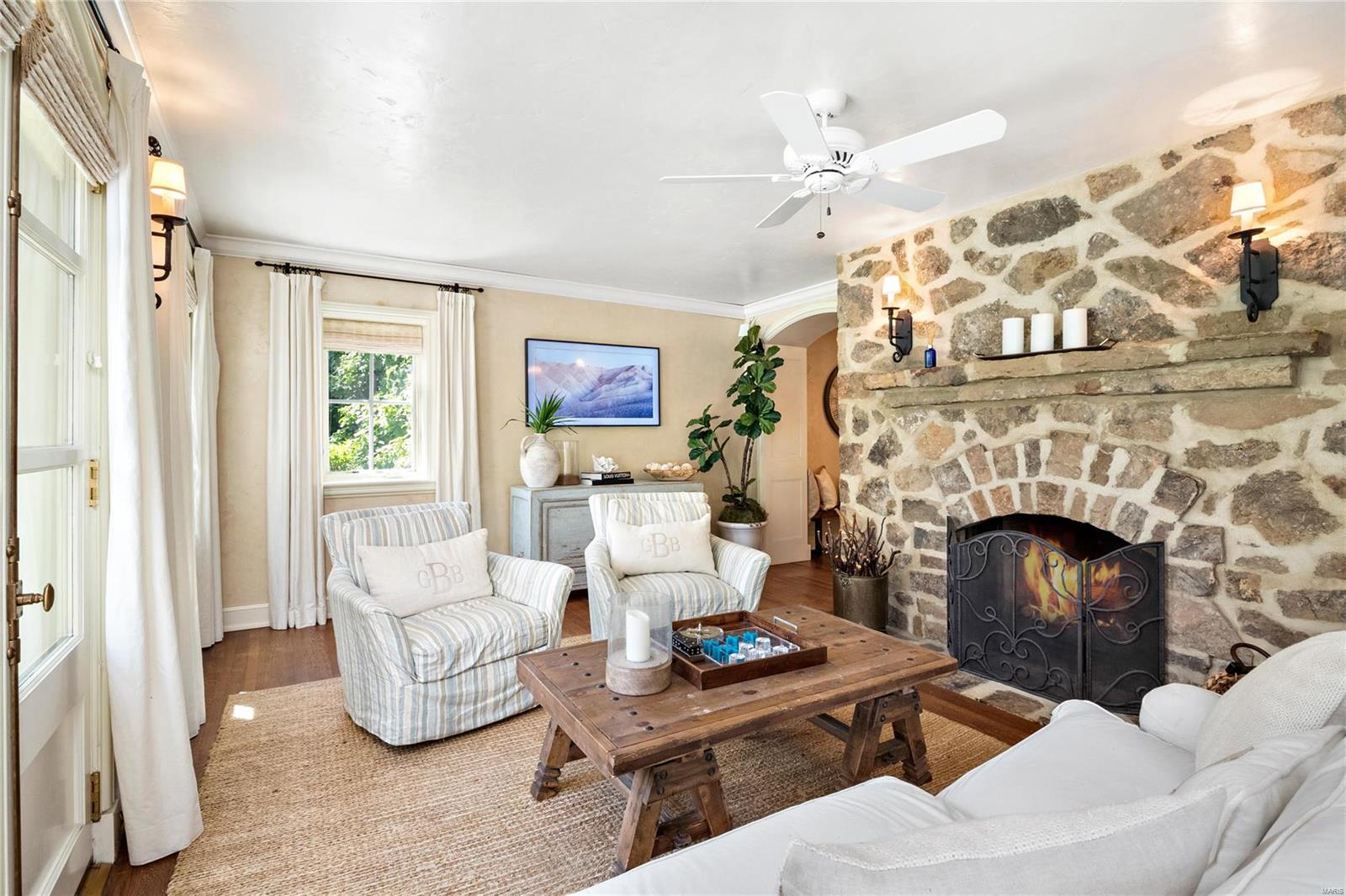 Warson Corner - Residential