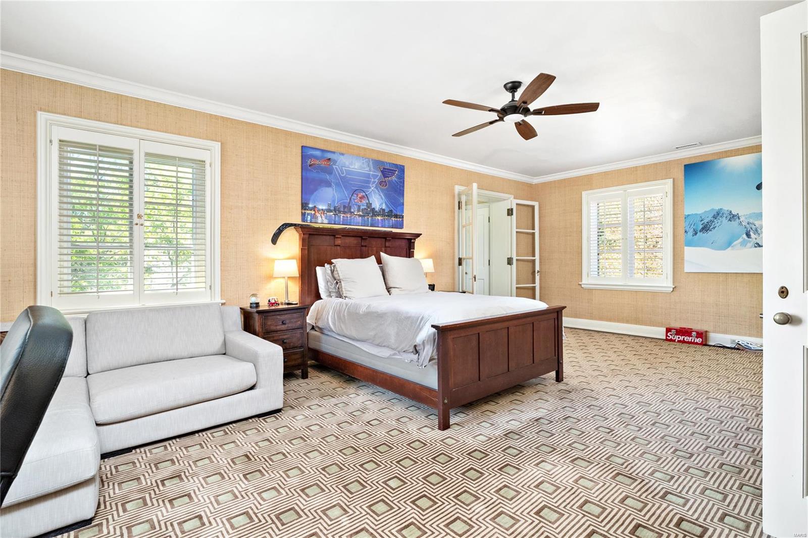 Warson Corner - Residential