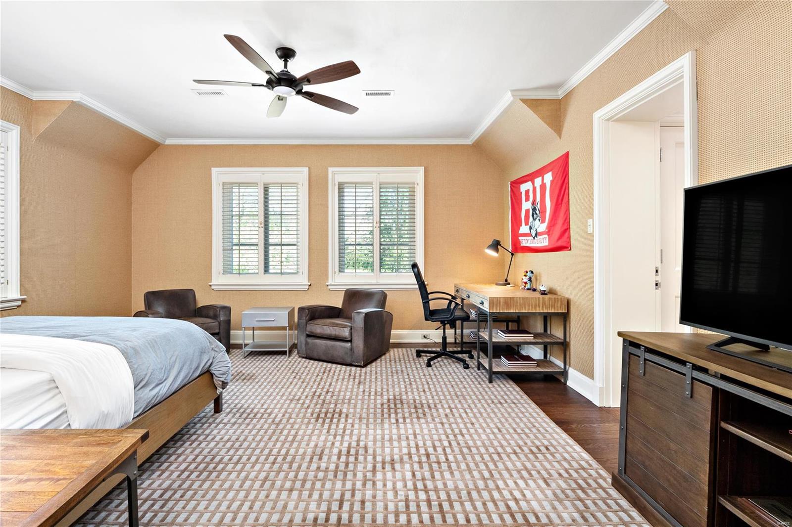 Warson Corner - Residential