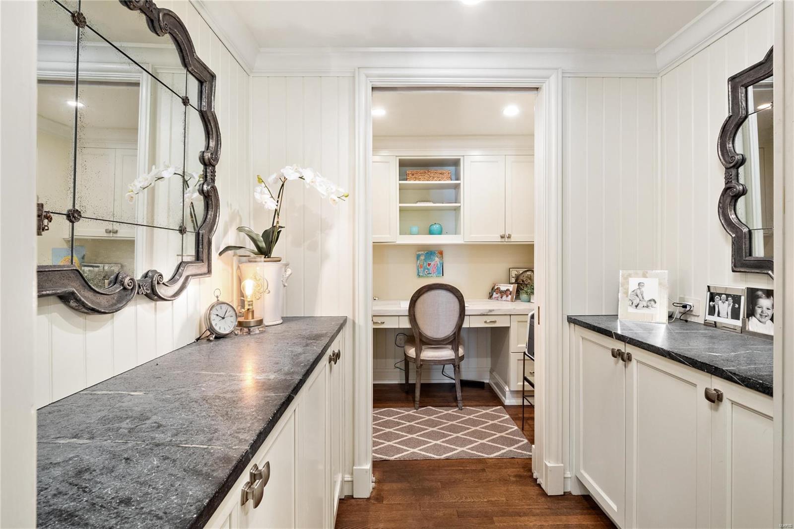 Warson Corner - Residential