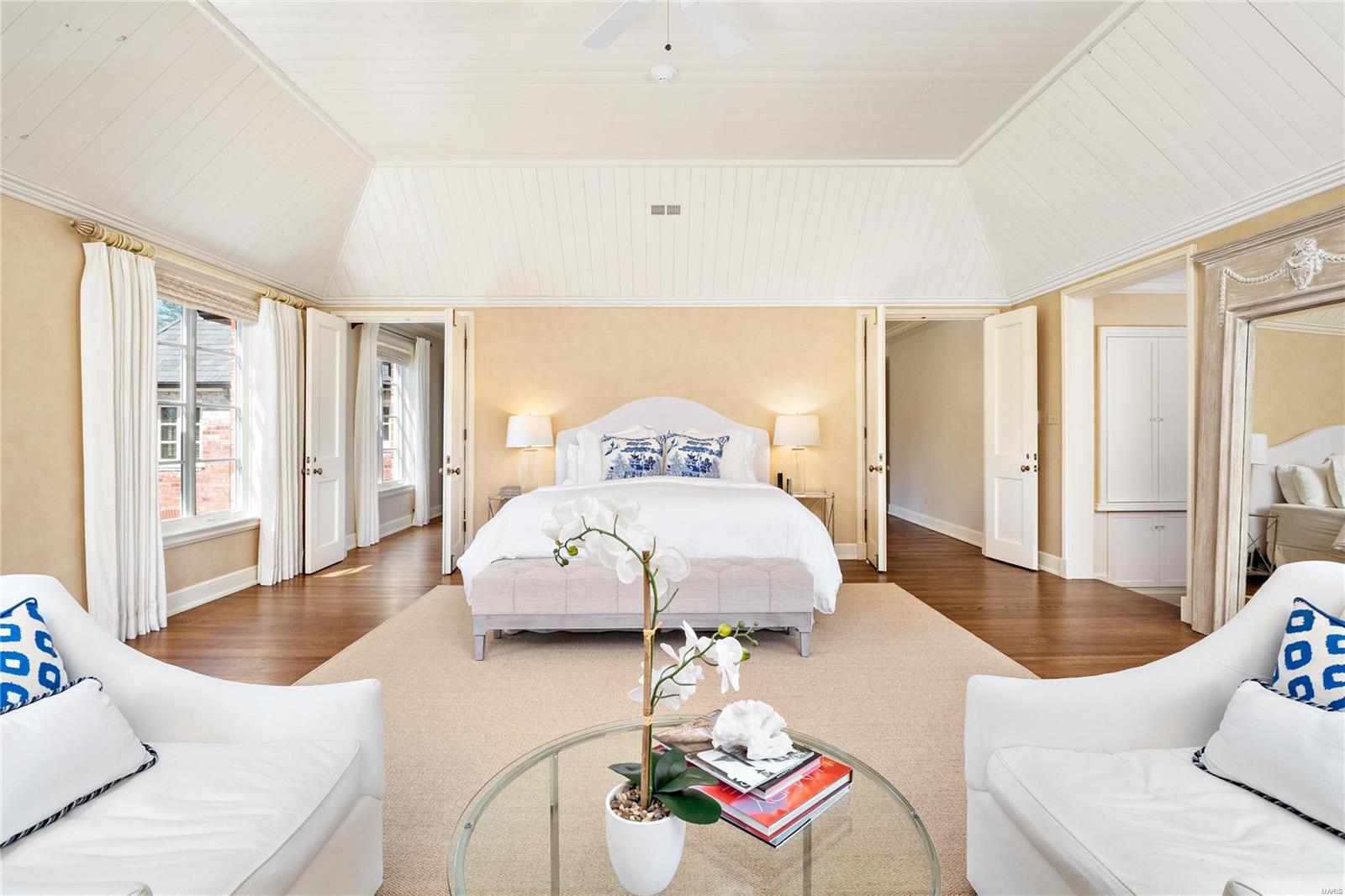 Warson Corner - Residential