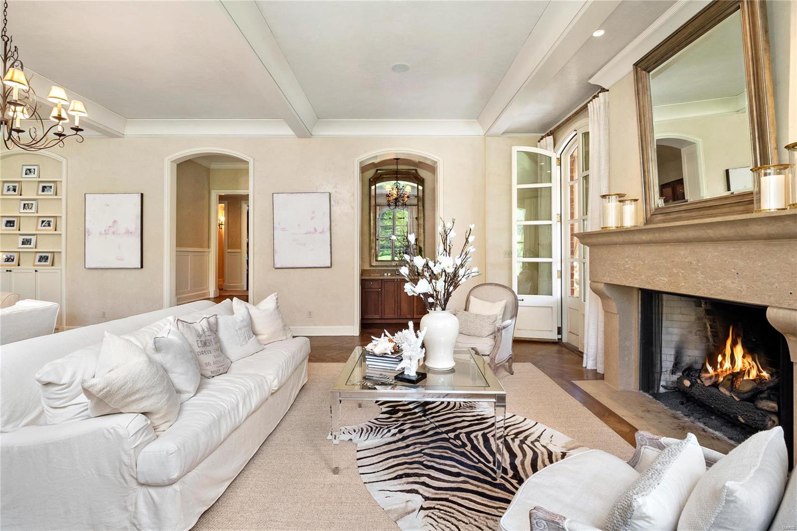 Warson Corner - Residential