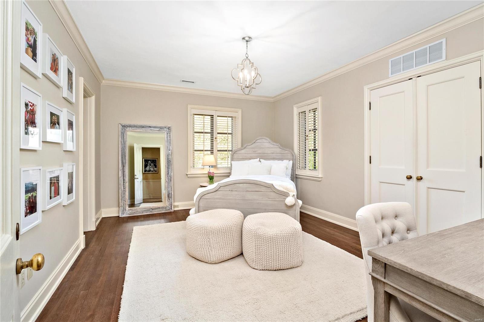 Warson Corner - Residential