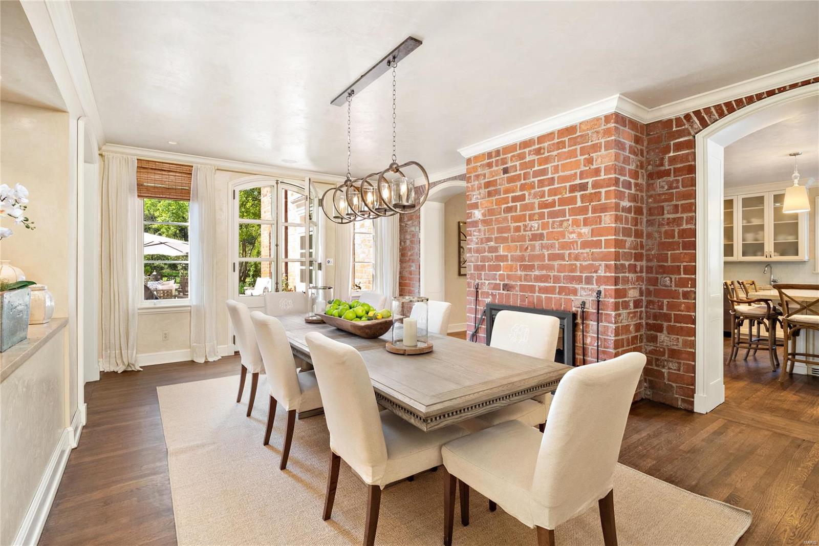 Warson Corner - Residential