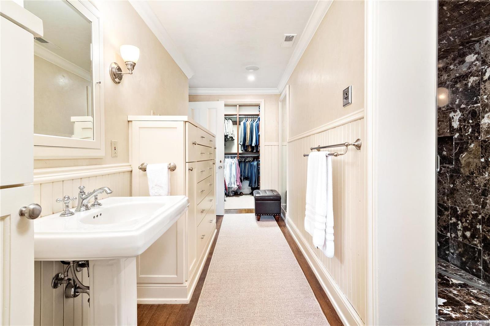 Warson Corner - Residential