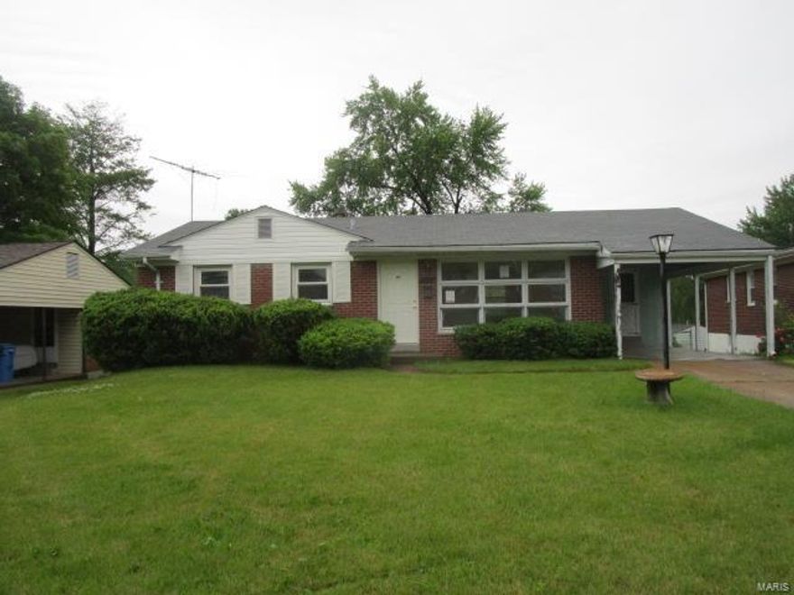 3 bedroom, 1 bath, ranch style home. Nice starter home with great potential.  Spacious rooms, separate dining room, partially finish basement. Nice spacious backyard with deck and utility shed.  HUD acquired property. Please refer to HUD website for the most recent bidding period details and information. Property being sold AS IS. All utilities are turned OFF. Please use discretion when showing and bring a flashlight. Case # 292-359041. FOR UTILITY TURN ON, APPROVAL MUST BE GRANTED IN ADVANCE FROM HUD’S FIELD SERVICE MANAGER. IN CASES WHERE PLUMBING DEFICIENCIES EXIST, APPROVAL FOR WATER TURN-ON MAY BE DENIED.