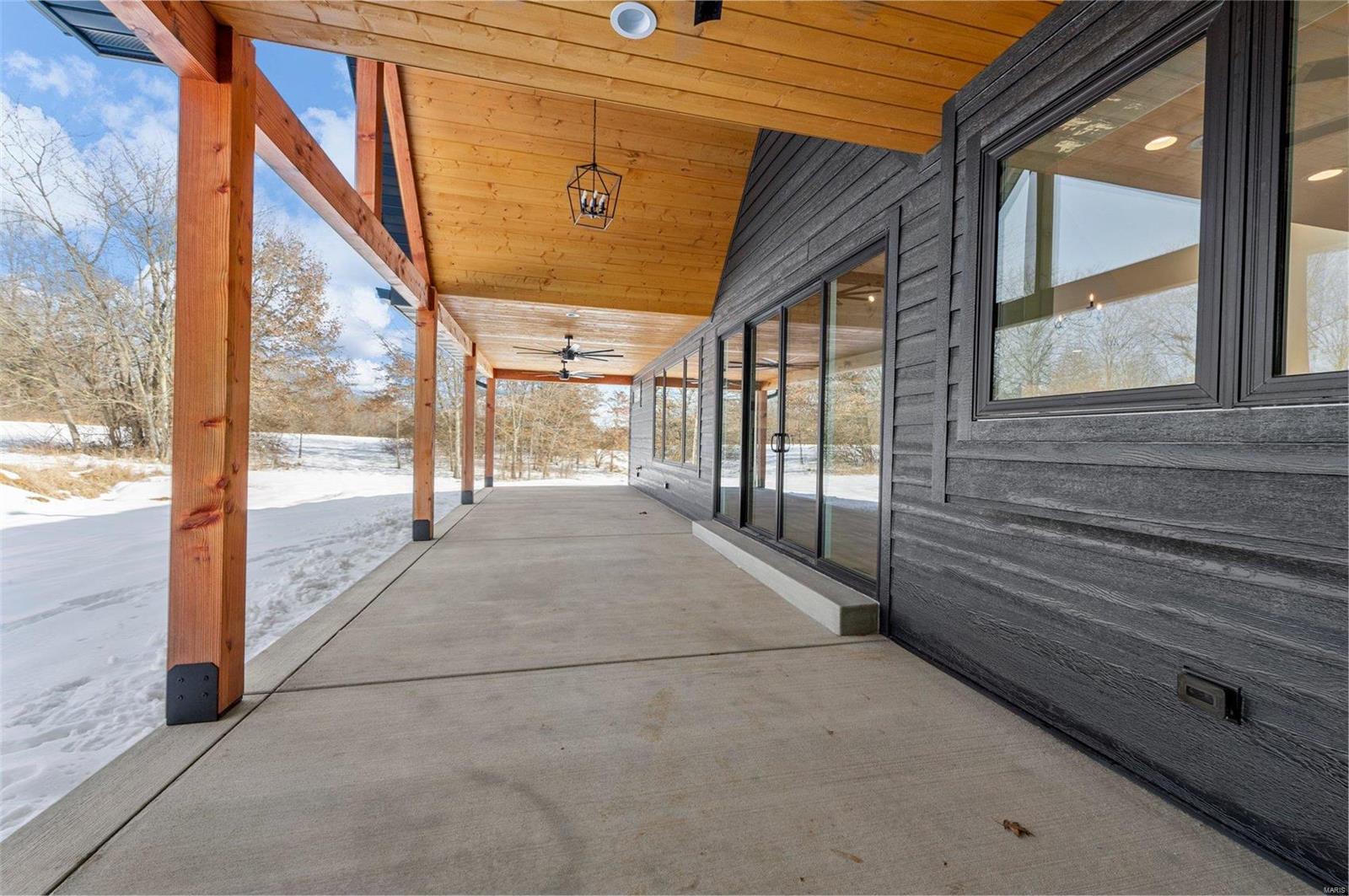 121 Spoonbill Lane