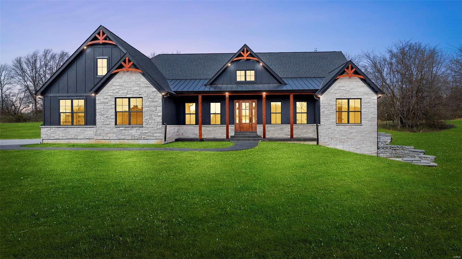 121 Spoonbill Lane
