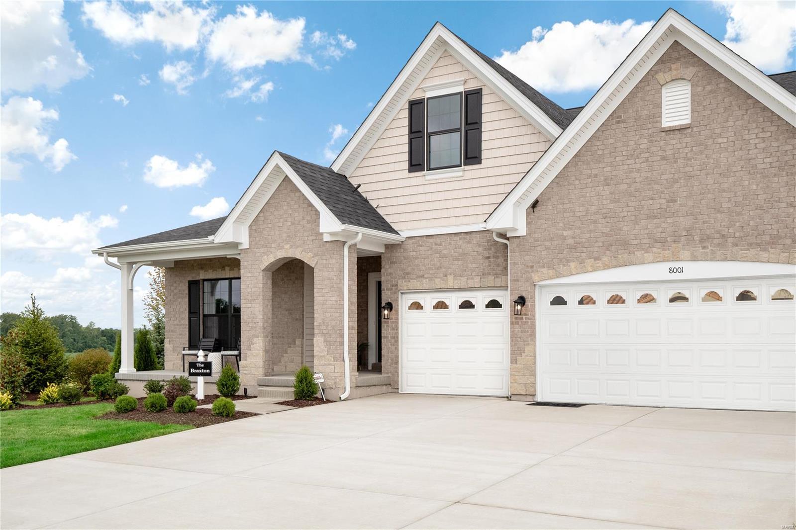 8001 Cotswald Trail