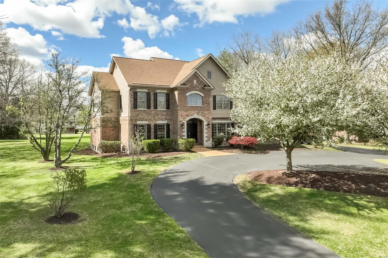 Mason Manor - Residential