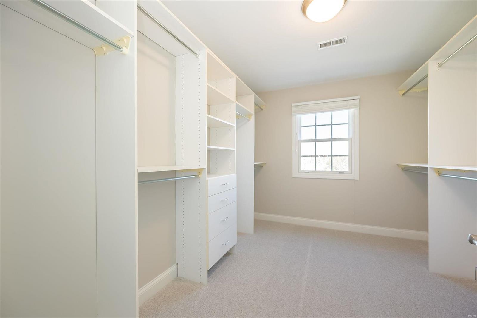 Mason Manor - Residential