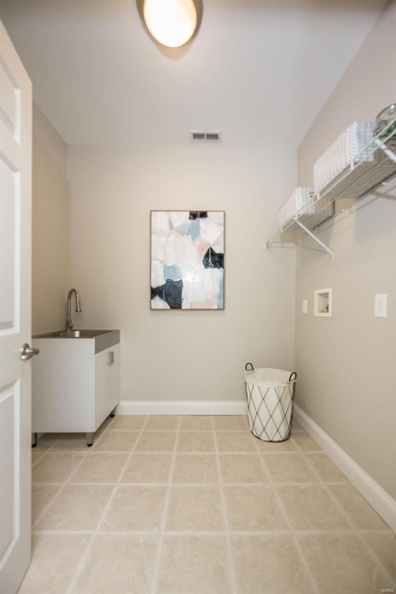 Mason Manor - Residential