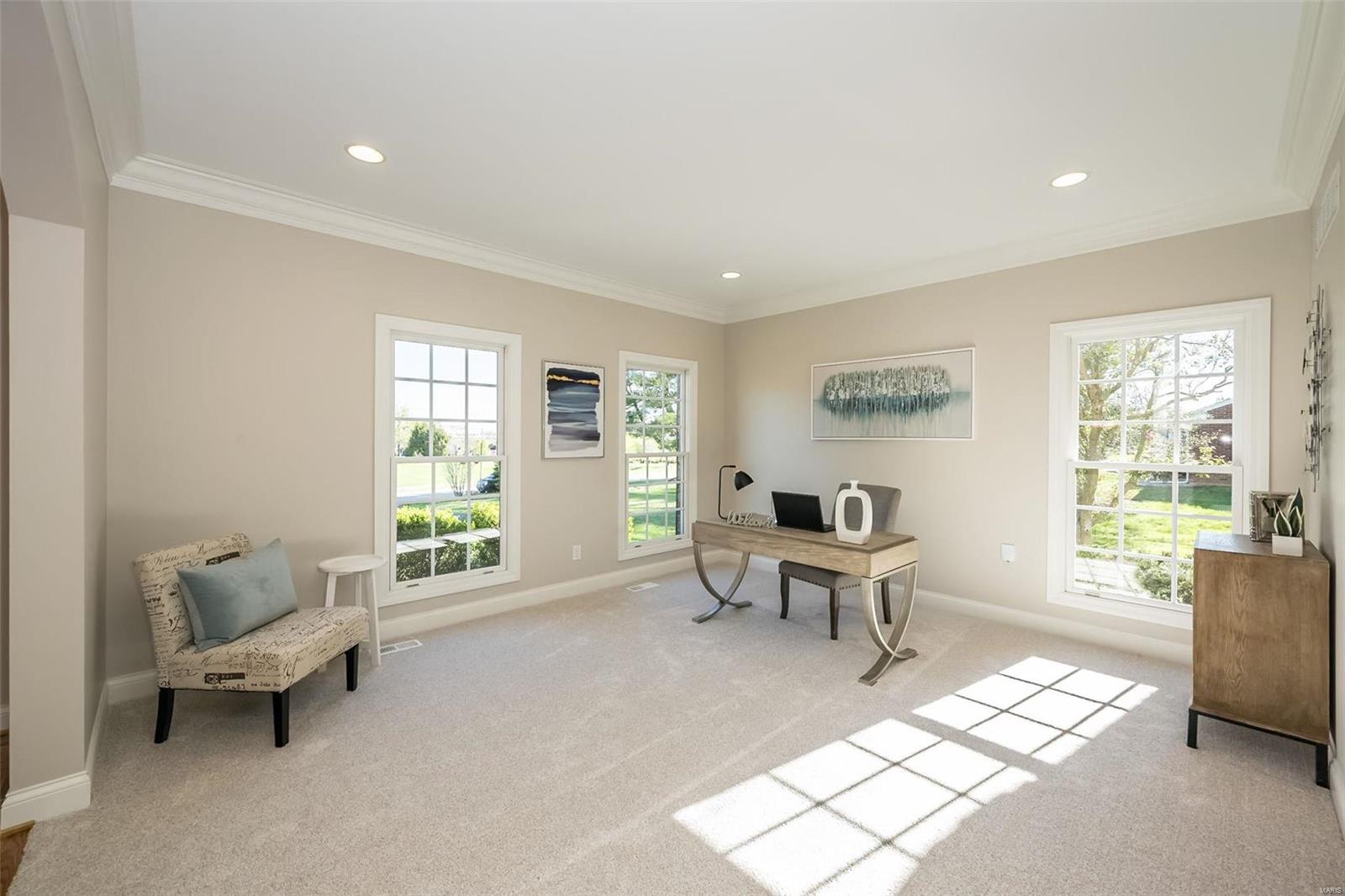 Mason Manor - Residential