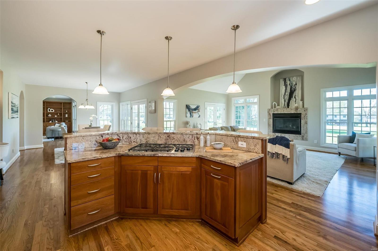 Mason Manor - Residential