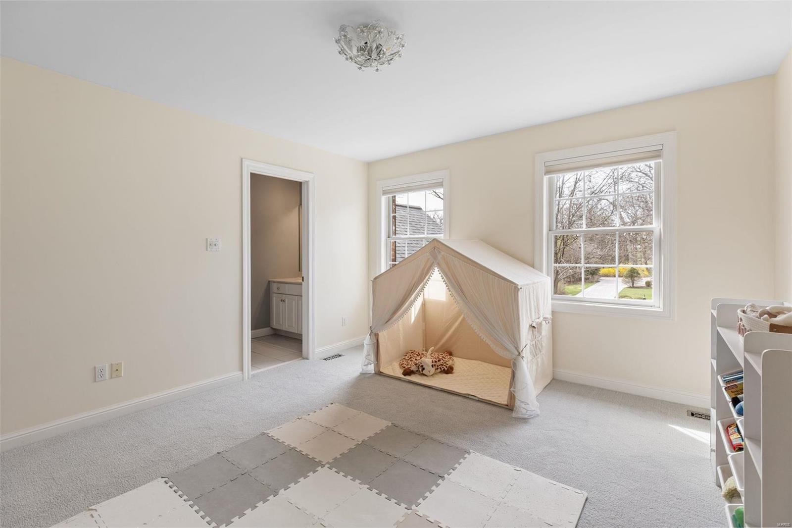 Twin Fawns Estates - Residential