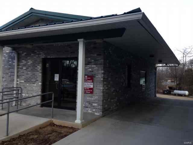 Street - Commercial Sale