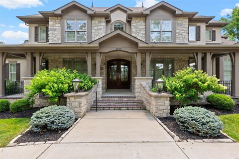 Photo of Town and Country, MO 63131 (MLS # 24032983)