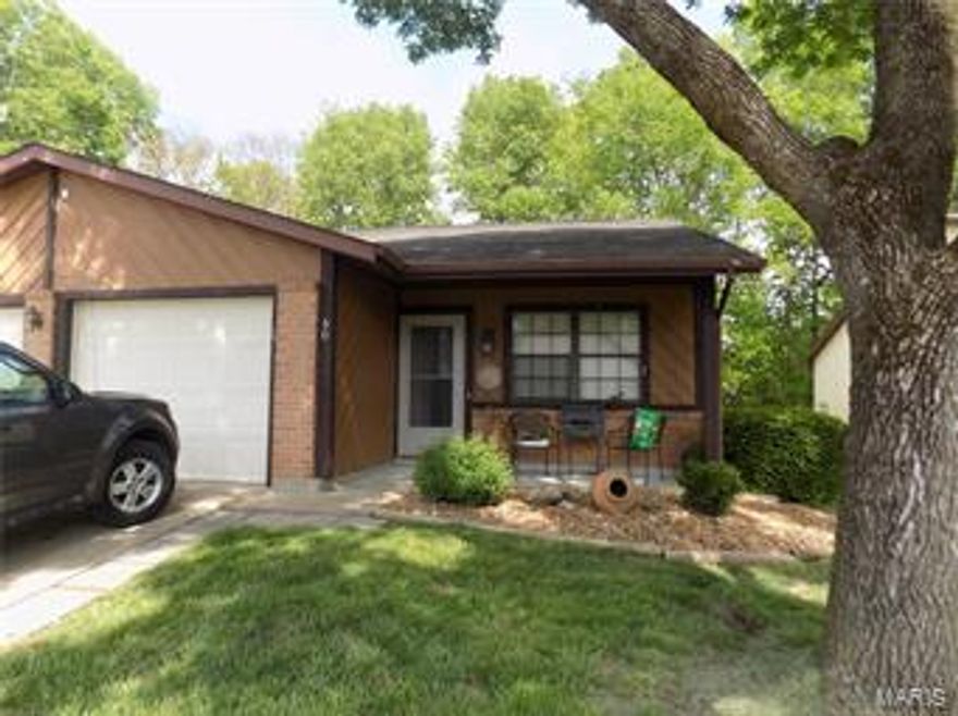 Clean! Clean! Clean! and well maintained Condo in private back row of Rabbit Trail Condos. Furnace and Air are only three years old.
Backs to woods. Nothing needed here but your personal touch.